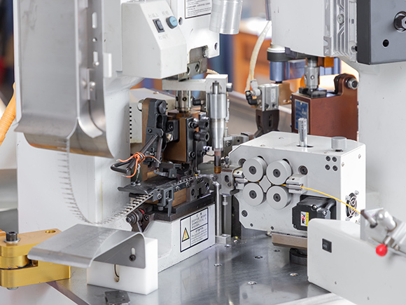 P04 2 S03 3 线束生产端子机1 1